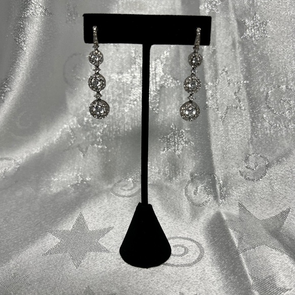 Silver Dangle Drop Earrings with crystal stones L: 2 inch - Picture 1 of 7